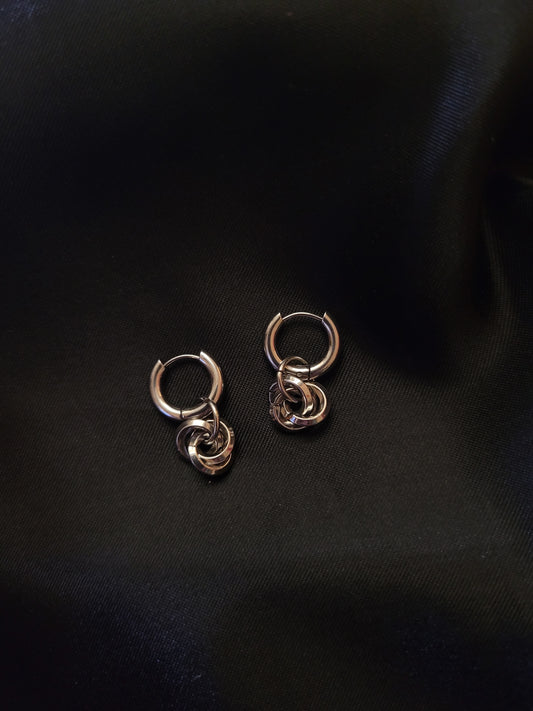 Boucles d’oreilles love knots