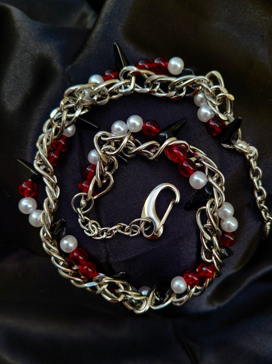 Collier Carmilla